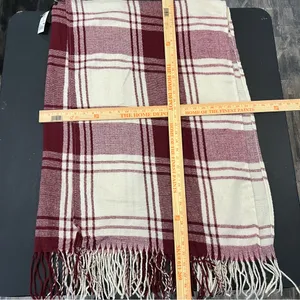 Banana Republic Cashmere Blend Knit Wrap Mariana Plaid Red Cream Fringe One Size thumbnail 4