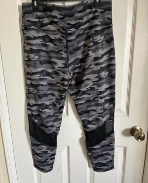 Gray Camo Active Leggings - Stretchy Bottoms thumbnail 4