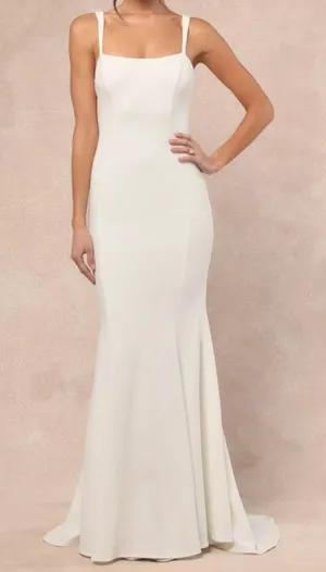 Lulus Luxe Bridal NWOT Safine White Backless Mermaid Maxi Wedding Dress Medium thumbnail 1
