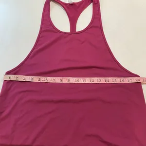 Fabletics Racerback Tank Top Medium Berry Burgundy Open Back Activewear thumbnail 6