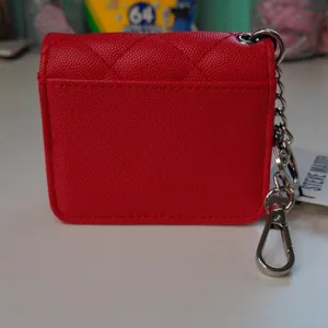 Steve Madden BWREN-U Russian Red Quilted Card Case Keychain Wallet NWT thumbnail 4