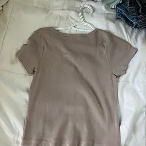 Brandy Melville john galt top thumbnail 2