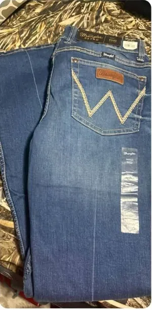 Wrangler Jeans Women’s Bootcut thumbnail 1