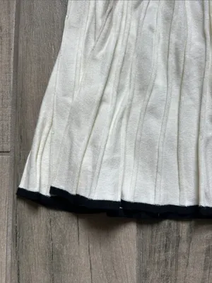 Meshki Cream Pleated Knit Maxi Skirt thumbnail 3