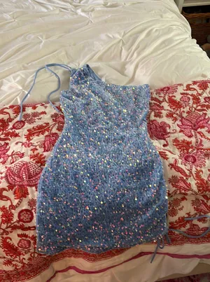 Dress thumbnail 3
