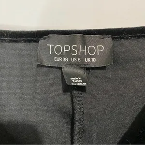 Topshop Women’s Sleeveless Faux Wrap Velvet Jumpsuit Black Size 6 EUC thumbnail 4