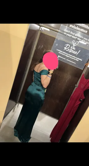 Windsor Formal Dress thumbnail 4
