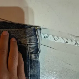 BDG Urban Outfitters Women’s Mid Rise Breezy‎ Shorts Cut Off Jean Denim Size 25 thumbnail 11