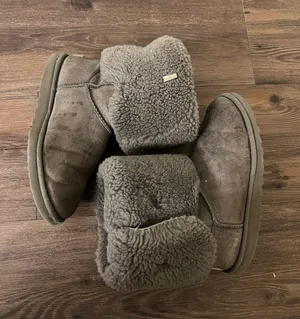 UGG Gray  Boots thumbnail 3