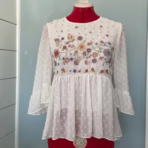 Francesca’s Bell Sleeves Floral Embroidered Dots Top Sz M thumbnail 2