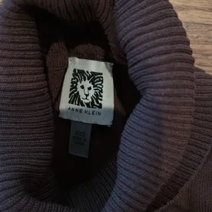 Anne Klein top thumbnail 2