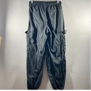 1041 | OFFLINE by Aerie Lightweight Nylon Cargo Jogger Pants Black Womens‎ XS thumbnail 2
