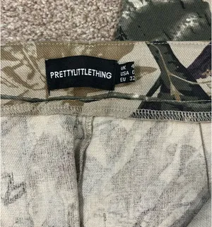 Pretty Little Thing Camo Pants thumbnail 2