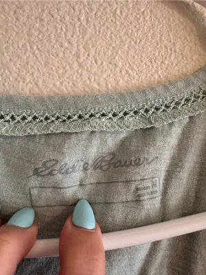 Eddie Bauer Light Sage Green Short Sleeve Scoop Neck Tee thumbnail 2