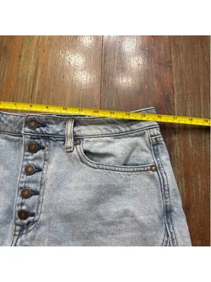 Free People We The Free Distressed Denim Mini Skirt Button Fly Light Wash Sz 30 thumbnail 9