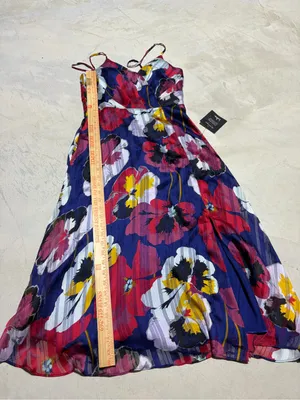 Lulus NWT all about love royal blue Floral print Midi Dress small MSRP$79 thumbnail 6