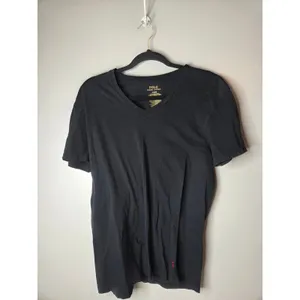 Polo Ralph Lauren Classic Fit Mens Size Medium Black V-neck Short sleeve t-shirt thumbnail 2
