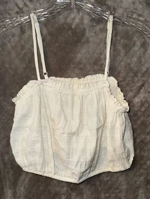 Aerie Cream Textured Ruffle Crop Cami Top Size XS thumbnail 1