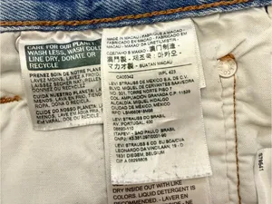 Levi’s 501 Women’s W24 High Rise Distressed Cutoff Denim Shorts Light Wash thumbnail 10