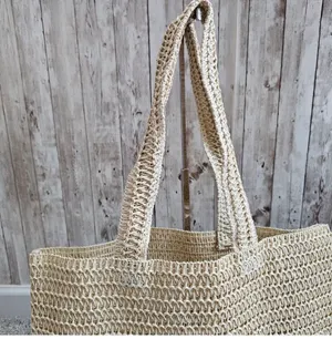 Burberry goddess straw tote bag  thumbnail 2