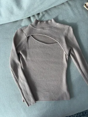 Amazon Tan long sleeve top with cut out thumbnail 2