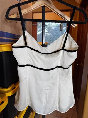 NWOT Ann Taylor LOFT Cream Satin Beaded Embroidered Velvet Trim Camisole Size 8 thumbnail 11