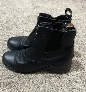 Ariat Equestrian Boots Size 3 Black thumbnail 1