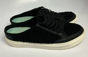 Dr. Scholl’s fuzzy black‎ mules size 8.5 thumbnail 1
