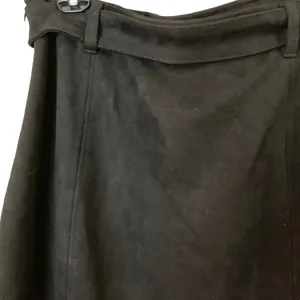 Haute Monde Faux Suede Dark Brown Belted Mini Skirt - Size XL thumbnail 8