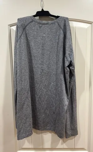 Lululemon Swiftly Long Sleeve Tech 2.0 thumbnail 1