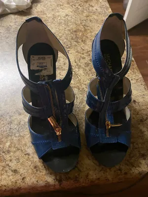 Michael Kors Women’s Shoes Leather 81/2 -9 thumbnail 1