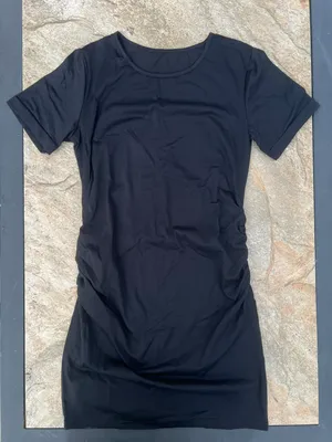 Boutique Black Maternity Short Sleeve Cuff Sleeve Ruched Bodycon Dress thumbnail 2