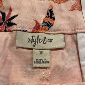 Style &Co chino mid rise short batik print pink size 18 5.5” inseam thumbnail 3