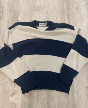 Vintage sweater Size M thumbnail 1