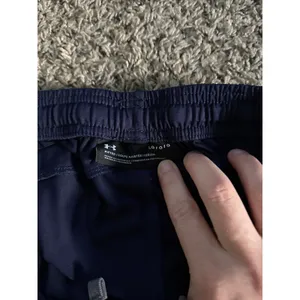 Under Armour Women's Navy Blue Fitted "JCU women's soccer" Athletic Pants Size L thumbnail 4