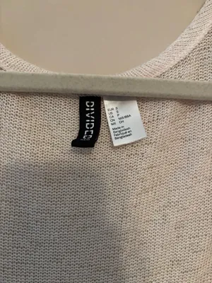 H&M Cardigan Knit thumbnail 2