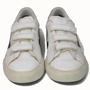 VEJA Recife White Black Leather Sneakers 40 US 9 thumbnail 4