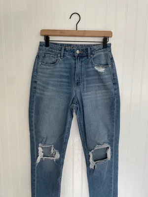 AMERICAN EAGLE AE Ripped Mom Jean Distressed High Rise Size 4 thumbnail 4