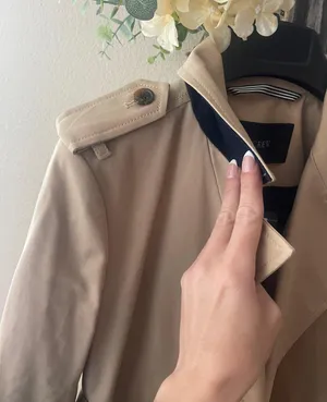 J Crew 2011 Trench Icon Coat  thumbnail 4