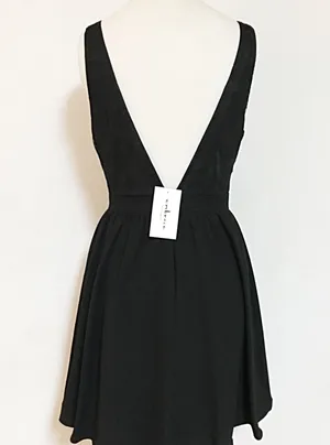Low Cut Lace Black Formal Open Back Dress thumbnail 2