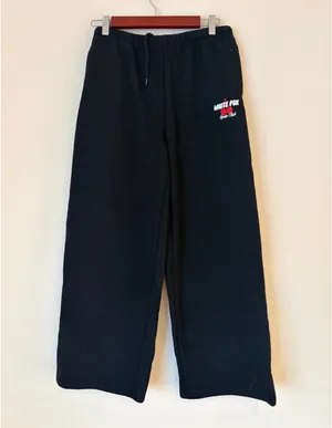 White fox boutique Club 14 Cassie cherry sport logo black Wide Leg Sweatpants ❤️ thumbnail 6