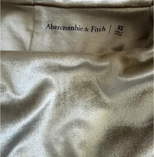 Abercrombie and Fitch Velvet Paloma Top - Gold thumbnail 4