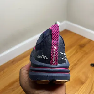 Brooks Cascadia 16 Pink Blue 1203631B425 Size 8W NO BOX thumbnail 17