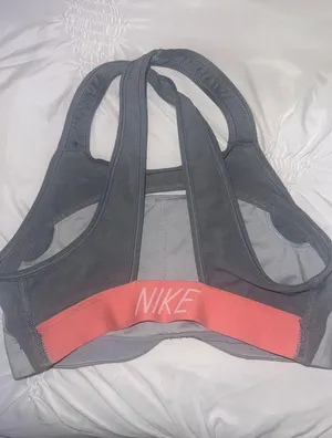 Sports Bra thumbnail 2