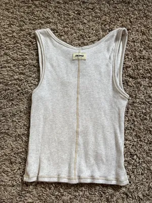 SKIMS Tank Top thumbnail 3