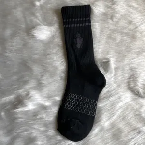 Bombas Women’s size 4-71/2/Youth Size 9-4 Solid Black Calf Socks NWT LAST PAIR thumbnail 6