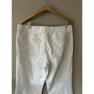 Ann Taylor Loft White Straight Leg Jeans Size 12 thumbnail 6