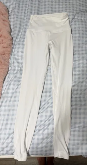 White Lululemon Align Leggings 28" thumbnail 1