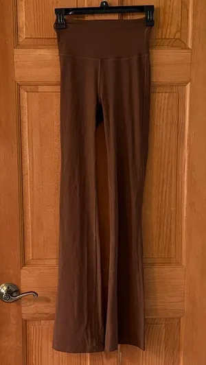 Lululemon Size 2 Lava Cake Groove Nulu Super-High-Rise Flared Athletic Pants thumbnail 2