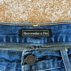 Abercrombie & Fitch Y2K Mini Micro Low Rise Jean Shorts Patchwork Embroidered 27 thumbnail 3